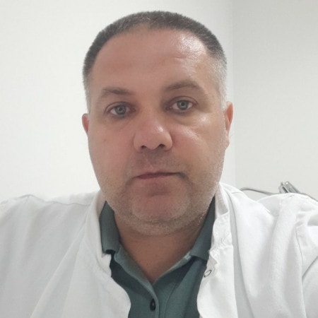 Spec. dr med. Nikola Petrović