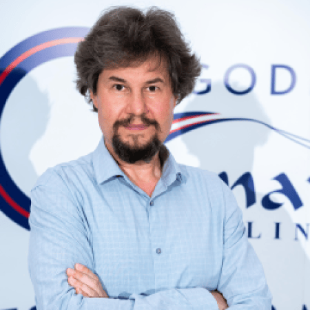 Doc. dr Saša Radenković