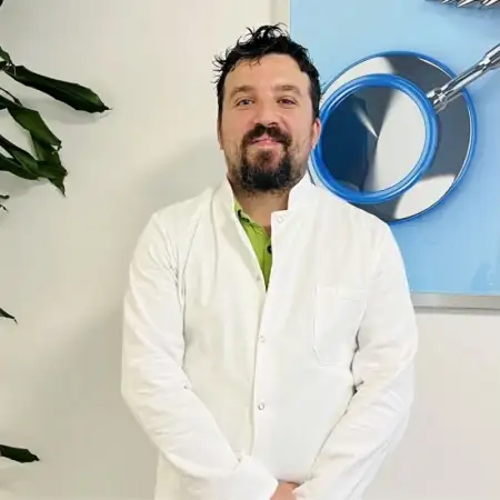 Spec. dr med. Aleksandar Ivanović