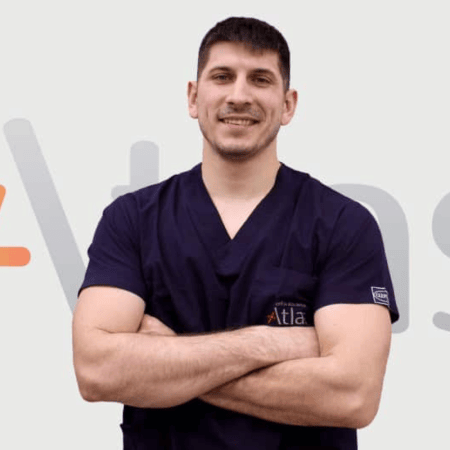 Dr Nemanja Milovanović