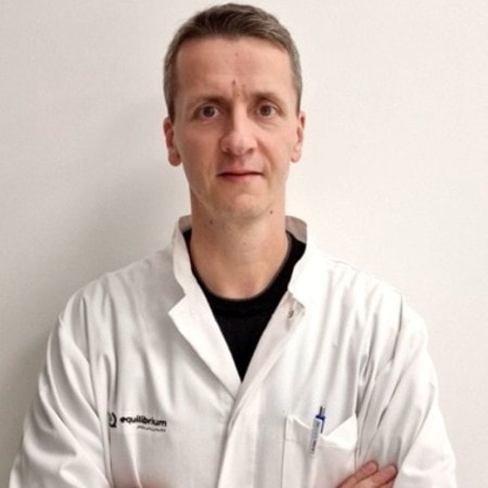 Dr Nenad Radivojević