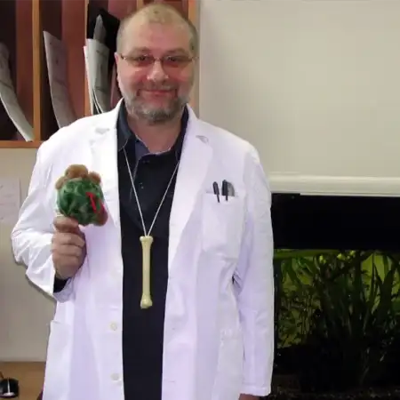 Prim. dr sci. med. Dušan Abramović