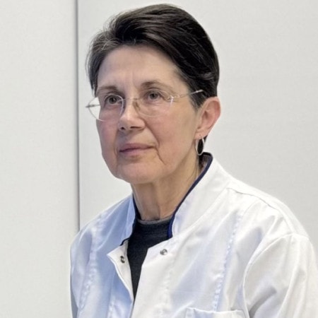 Doc. dr Jelena Stamenović