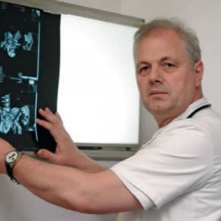 Mr sci. med. dr Neven Vavić