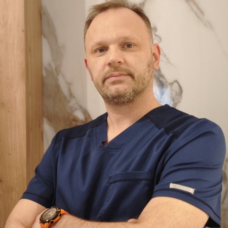 Spec. dr med. Nemanja Zarić