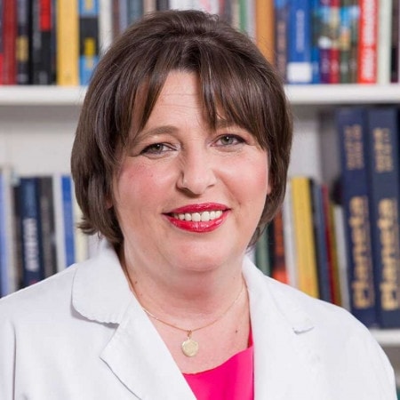 Dr mr sci. med. Nevena Savić
