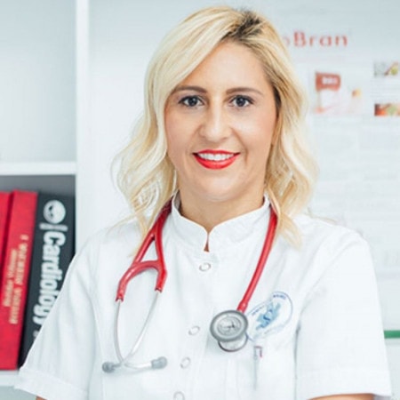Spec. dr med. Olivera M. Nikolić