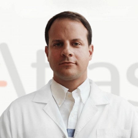 Spec. dr med. Uroš Babić